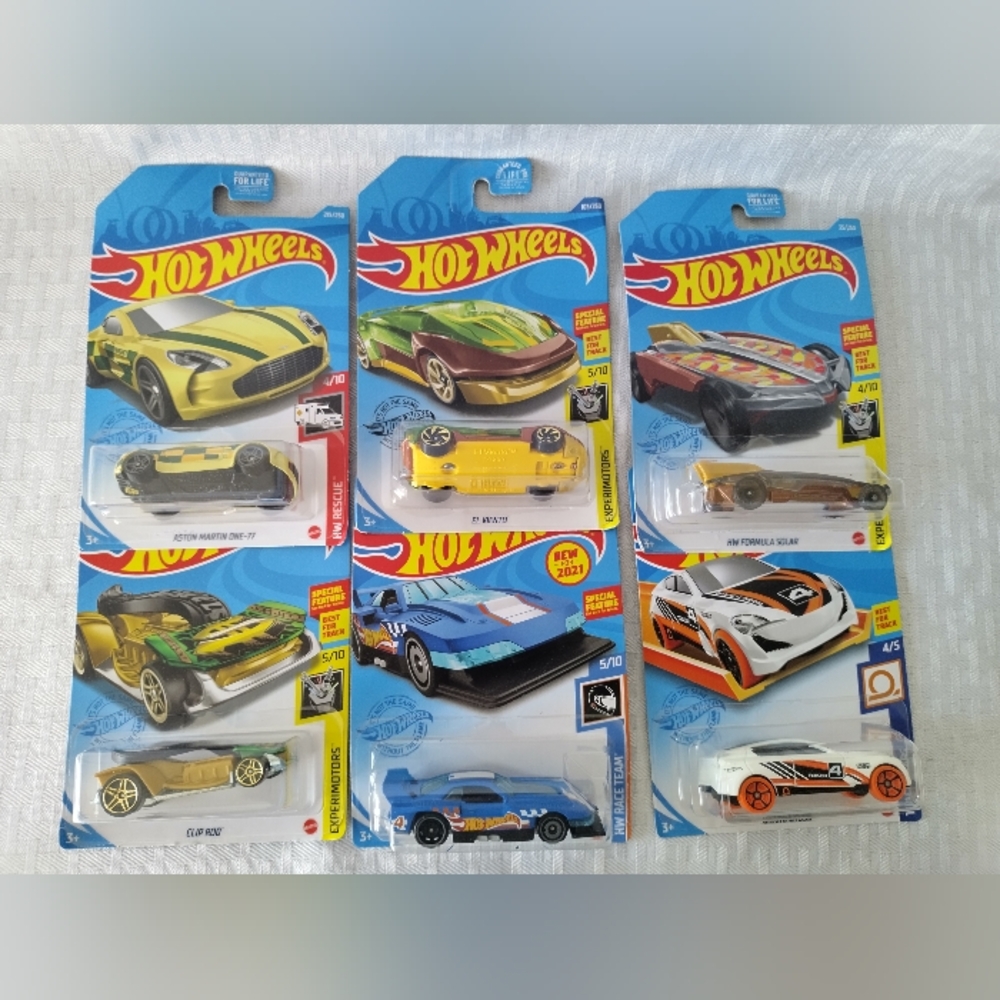 Hot Wheels Cars Lot of 6 Experimotors~Track Stars~Race Team Aston Martin